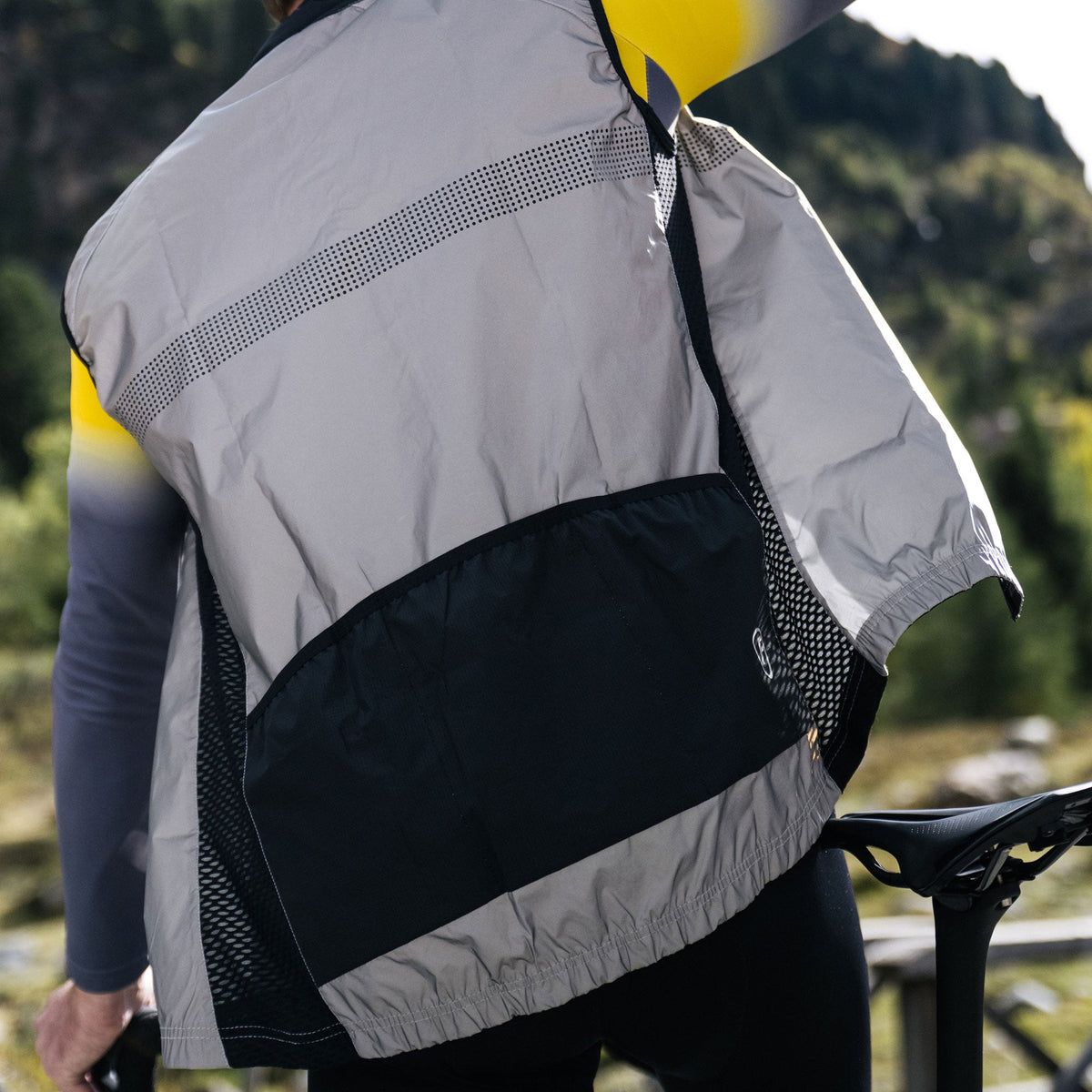 Fdx Men's 360° Reflective Grey Cycling Gilet Sleeveless Vest for Winter Clothing 360° Hi-Viz, Lightweight, Windproof, Waterproof & Pockets