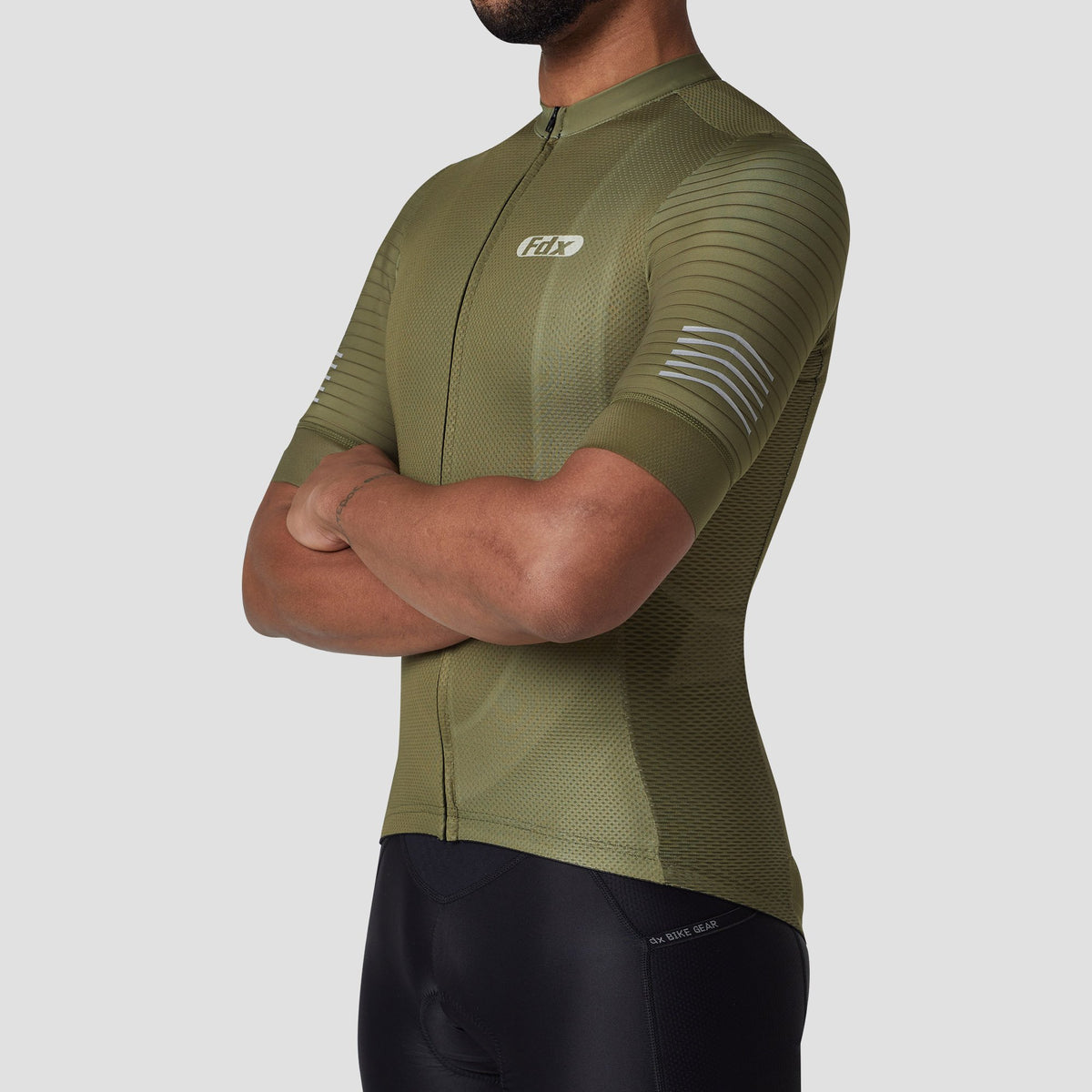 Men’s Green full zip short sleeves best cycling jersey Hi-Viz Reflective details breathable summer lightweight biking top, Hi-Viz Reflective skin friendly half sleeves mesh cycling shirt for indoor & outdoor riding with two back & 1 zip pockets - Fdx