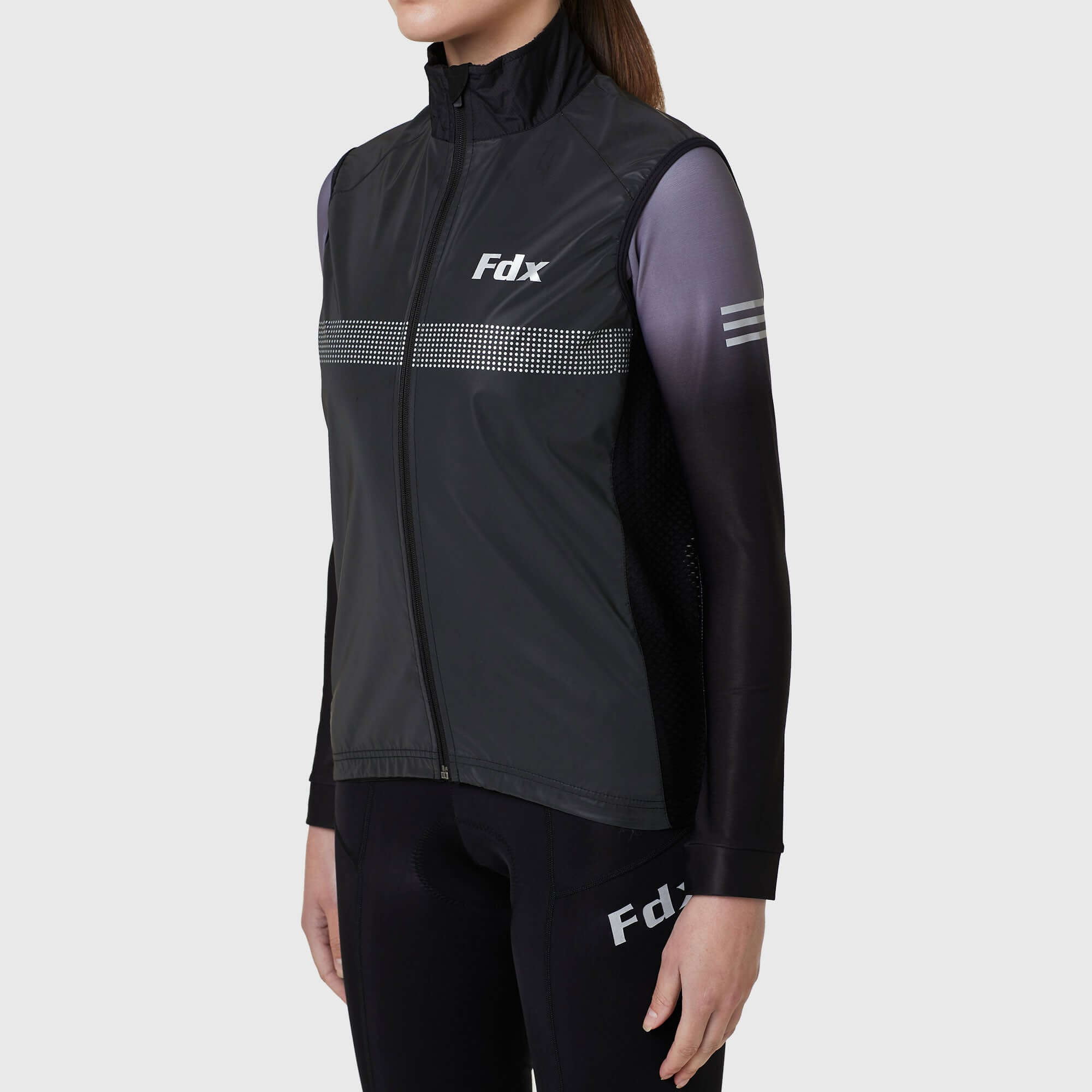 Women’s Black hi viz cycling gilet windproof breathable quick dry MTB rain vest, lightweight packable 360 reflective rain top for riding